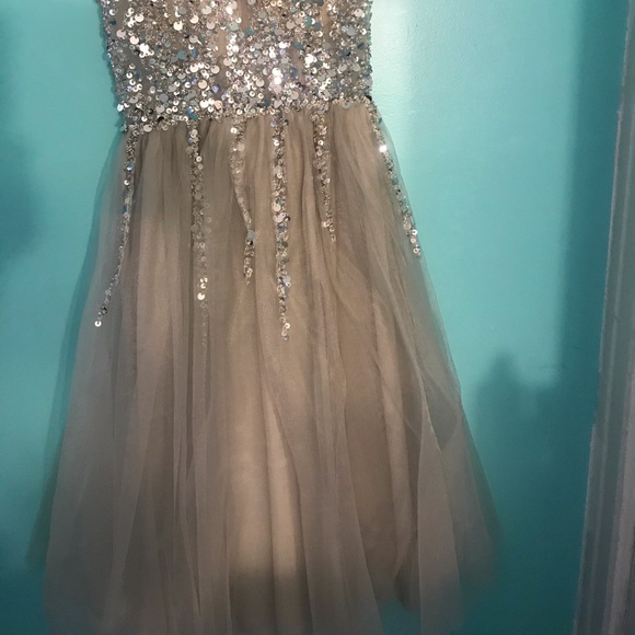 Cocktail Dress - Picture 3 of 3